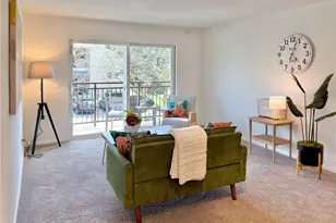 5834 NE 75th St, Seattle, WA 98115 - Photo 9