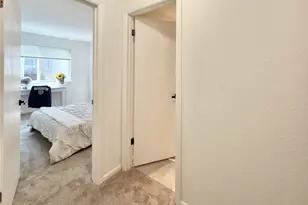 5834 NE 75th St, Seattle, WA 98115 - Photo 13