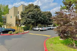 5834 NE 75th St, Seattle, WA 98115 - Photo 3