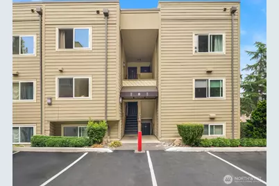 5834 NE 75th Street #B202, Seattle, WA 98115 - Photo 1