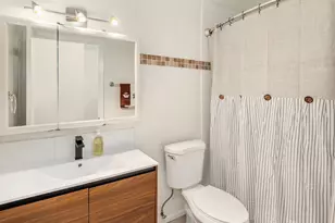 5834 NE 75th St, Seattle, WA 98115 - Photo 11