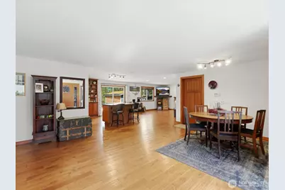 15115 78th Ave NE, Kenmore, WA 98028 - Photo 9