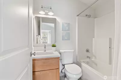 10311 Midvale Avenue N #A, Seattle, WA 98133 - Photo 13