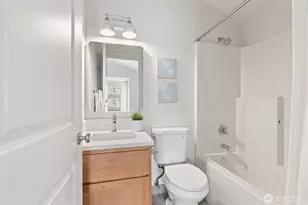 10311 Midvale Ave N, Seattle, WA 98133 - Photo 13