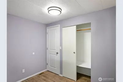 415 Lakeview Road #F16, Lynnwood, WA 98087 - Photo 17