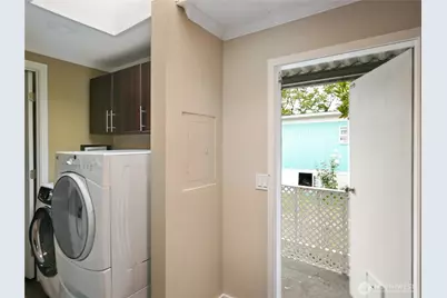 415 Lakeview Road #F16, Lynnwood, WA 98087 - Photo 25