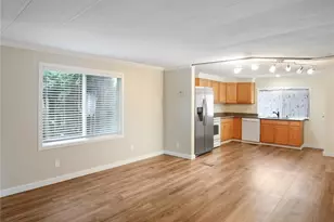 415 Lakeview Rd, Lynnwood, WA 98087 - Photo 7