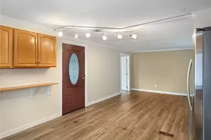 415 Lakeview Rd, Lynnwood, WA 98087 - Photo 5