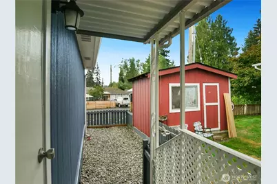 415 Lakeview Road #F16, Lynnwood, WA 98087 - Photo 31