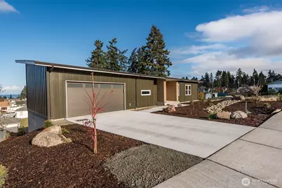 1317 E Fifth Street #A&B, Port Angeles, WA 98362 - Photo 3