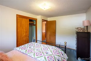 11010 26th Ave E, Tacoma, WA 98445 - Photo 15