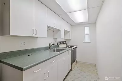 9526 234th Street SW, Edmonds, WA 98020 - Photo 15