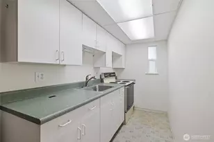 9526 234th Street SW, Edmonds, WA 98020 - Photo 15