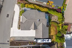 2016 Piper Cir, Anacortes, WA 98221 - Photo 31