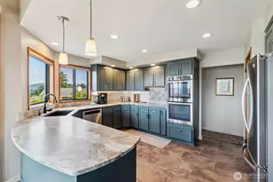 2016 Piper Cir, Anacortes, WA 98221 - Photo 13