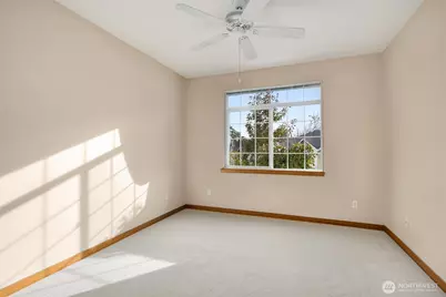 1855 Trossachs Boulevard SE #2402, Sammamish, WA 98075 - Photo 9