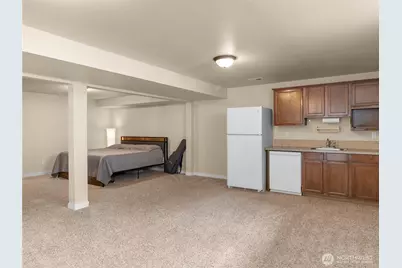 9209 Vancouver Drive NE, Lacey, WA 98516 - Photo 29