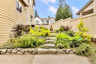 9209 Vancouver Dr NE, Lacey, WA 98516 - Photo 3