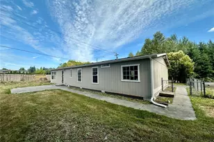 8414 214th Ave E, Bonney Lake, WA 98391 - Photo 25