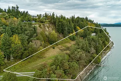 4486 Villarreal Lane, Oak Harbor, WA 98277 - Photo 1