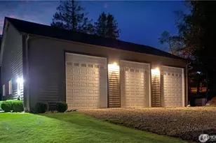 16929 Maplewood Ln, Bow, WA 98232 - Photo 3