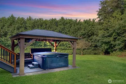 16929 Maplewood Lane, Bow, WA 98232 - Photo 35