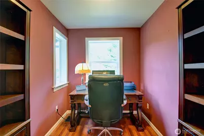 16929 Maplewood Lane, Bow, WA 98232 - Photo 23