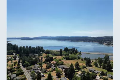 9428 Tracyton Boulevard NW, Silverdale, WA 98383 - Photo 3