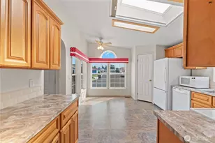 1814 Heritage Dr, Wenatchee, WA 98801 - Photo 9