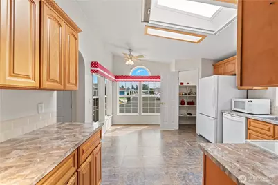 1814 Heritage Drive, Wenatchee, WA 98801 - Photo 7