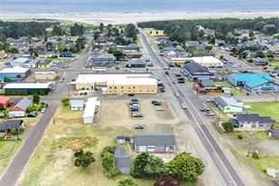 1702 Bay Ave, Ocean Park, WA 98640 - Photo 37