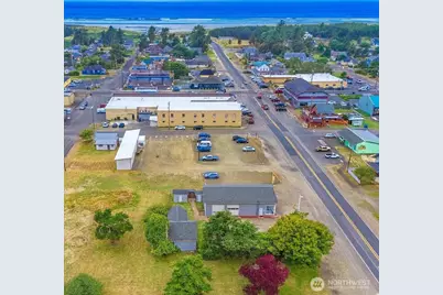 1702 Bay Avenue, Ocean Park, WA 98640 - Photo 1