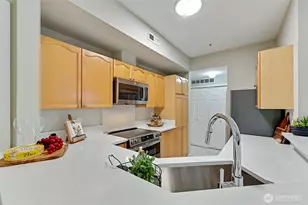 12109 NE 171st Pl, Bothell, WA 98011 - Photo 17