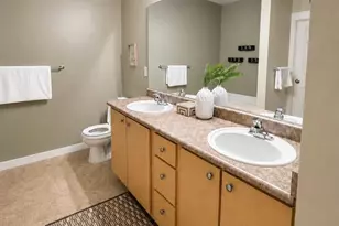 13301 SE 79th Pl, Newcastle, WA 98059 - Photo 7
