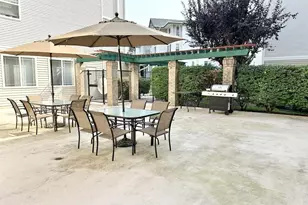 13301 SE 79th Pl, Newcastle, WA 98059 - Photo 17