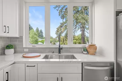 12225 Roseberg Avenue S #7, Seattle, WA 98168 - Photo 7