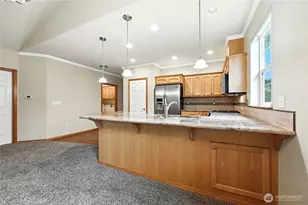 425 Garden Ln, Burlington, WA 98233 - Photo 11