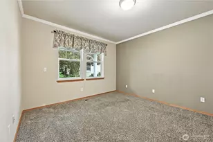 425 Garden Ln, Burlington, WA 98233 - Photo 15