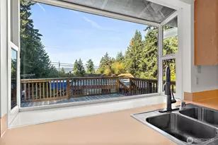 5432 Pineridge Ct NE, Bremerton, WA 98311 - Photo 11