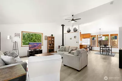 22341 Glenview Court SE, Yelm, WA 98597 - Photo 3