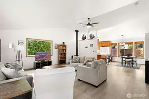 22341 Glenview Ct SE, Yelm, WA 98597 - Photo 3