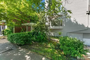 211 Summit Ave E, Seattle, WA 98102 - Photo 27