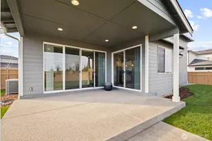 22814 61st St E, Buckley, WA 98321 - Photo 25