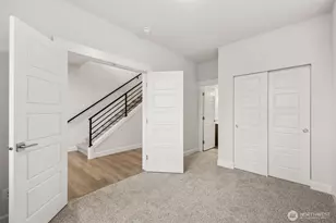 22805 61st St E, Buckley, WA 98321 - Photo 9