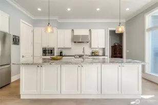 1096 Southeast Falcon Drive, College Place, WA 99324 - Photo 3