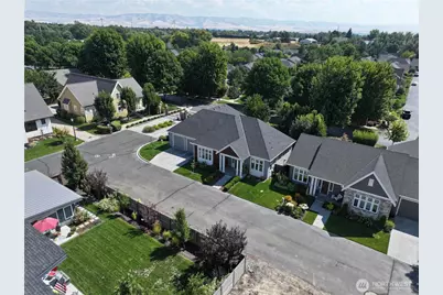 1096 SE Falcon Drive, College Place, WA 99324 - Photo 31