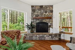 125 Parker Woods Ln, Coupeville, WA 98239 - Photo 9