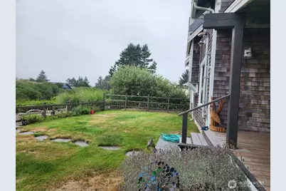 337 S Butter Clam Street SW, Ocean Shores, WA 98569 - Photo 9