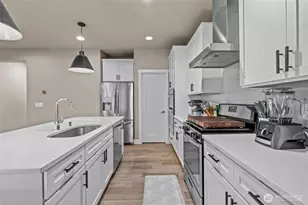 19028 133rd St Ct E, Bonney Lake, WA 98391 - Photo 11