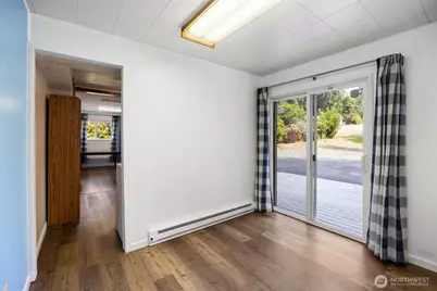 4224 Tracyton Beach Road, Bremerton, WA 98310 - Photo 15